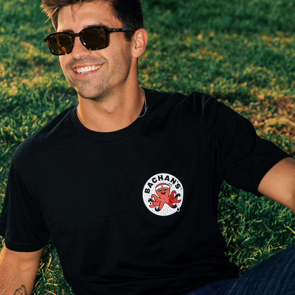 Knuckles Tee N4